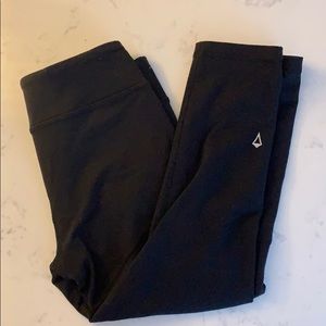 Ivivva cropped leggings